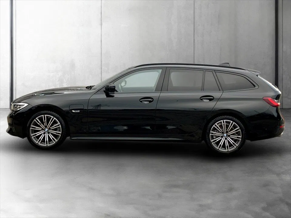 BMW 320e PHEV Touring Aut. | Bild 3 von 24