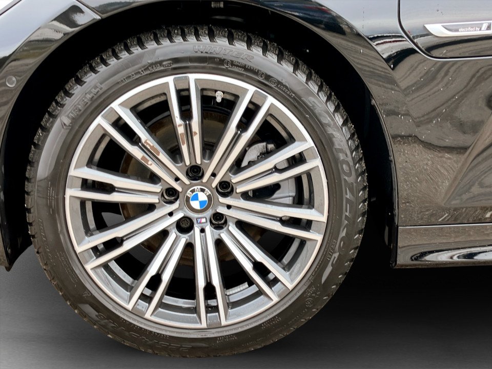 BMW 320e PHEV Touring Aut. | Bild 6 von 24