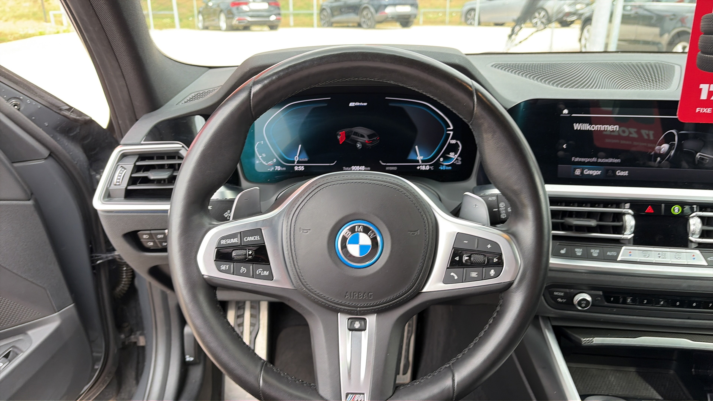 BMW 320e Touring M-Sport | Bild 9 von 22
