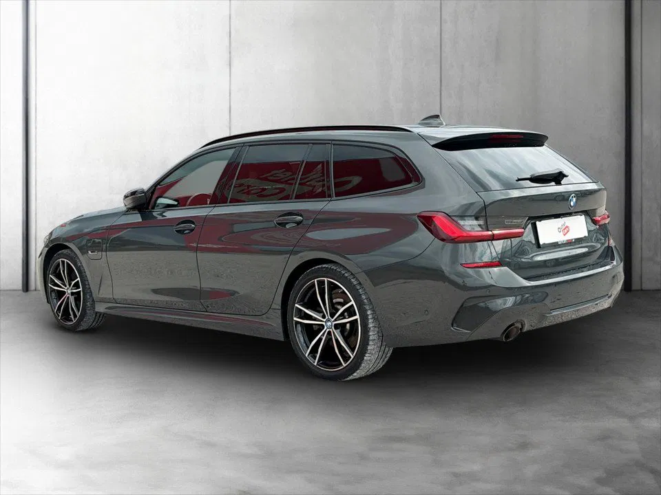 BMW 320e Touring M-Sport | Bild 4 von 22