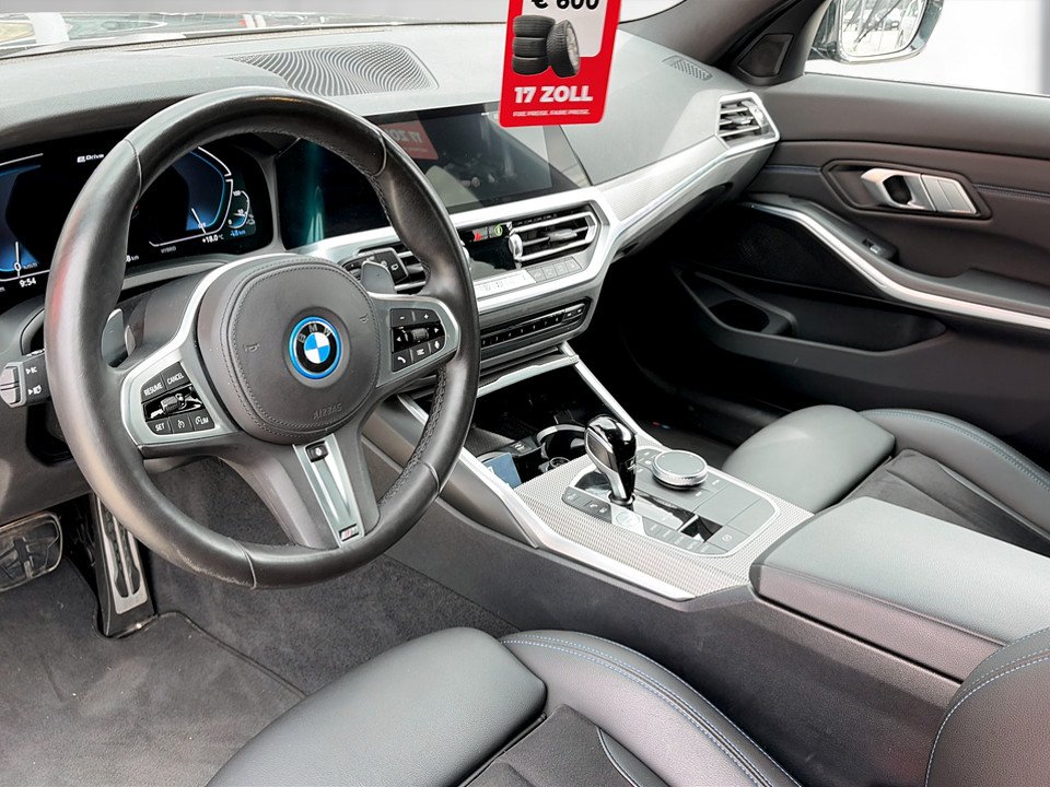 BMW 320e Touring M-Sport | Bild 7 von 22