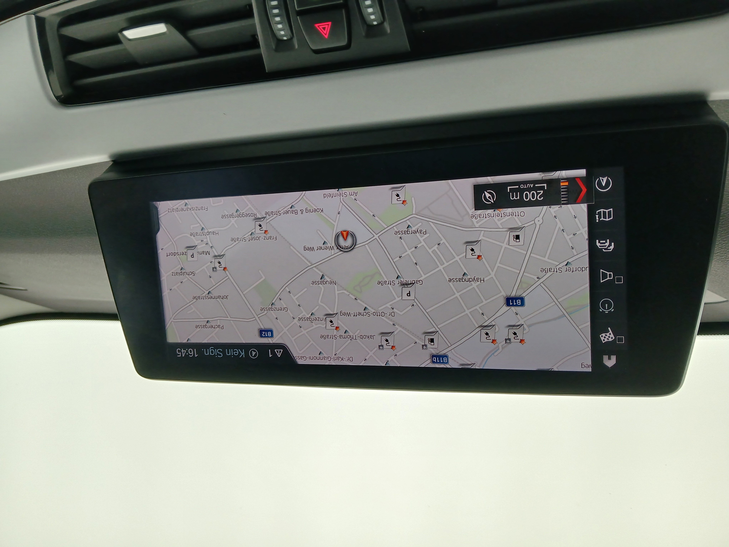 BMW X1 xDrive25e PHEV Aut. | Bild 18 von 26