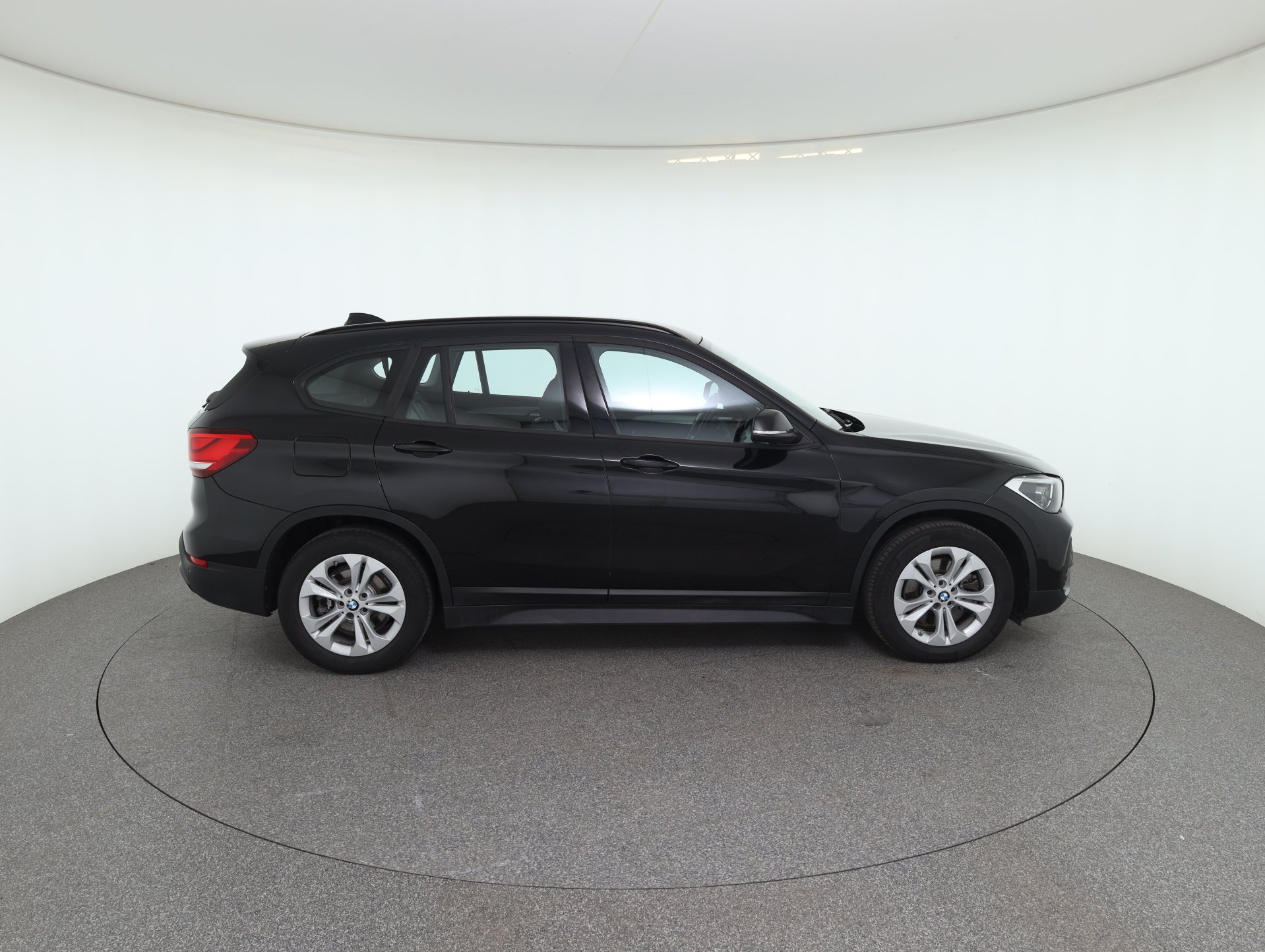 BMW X1 xDrive25e PHEV Aut. | Bild 4 von 26