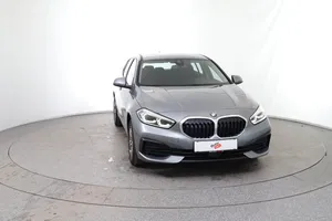 BMW 116d | Thumbnail 9 von 26