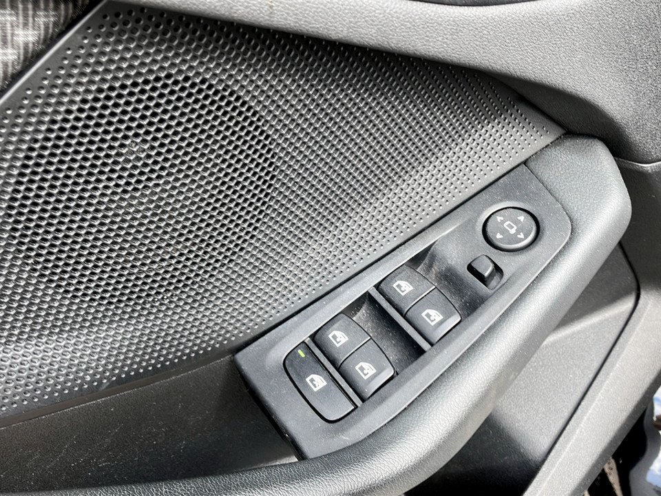 BMW 120d Advantage Aut. | Bild 19 von 22