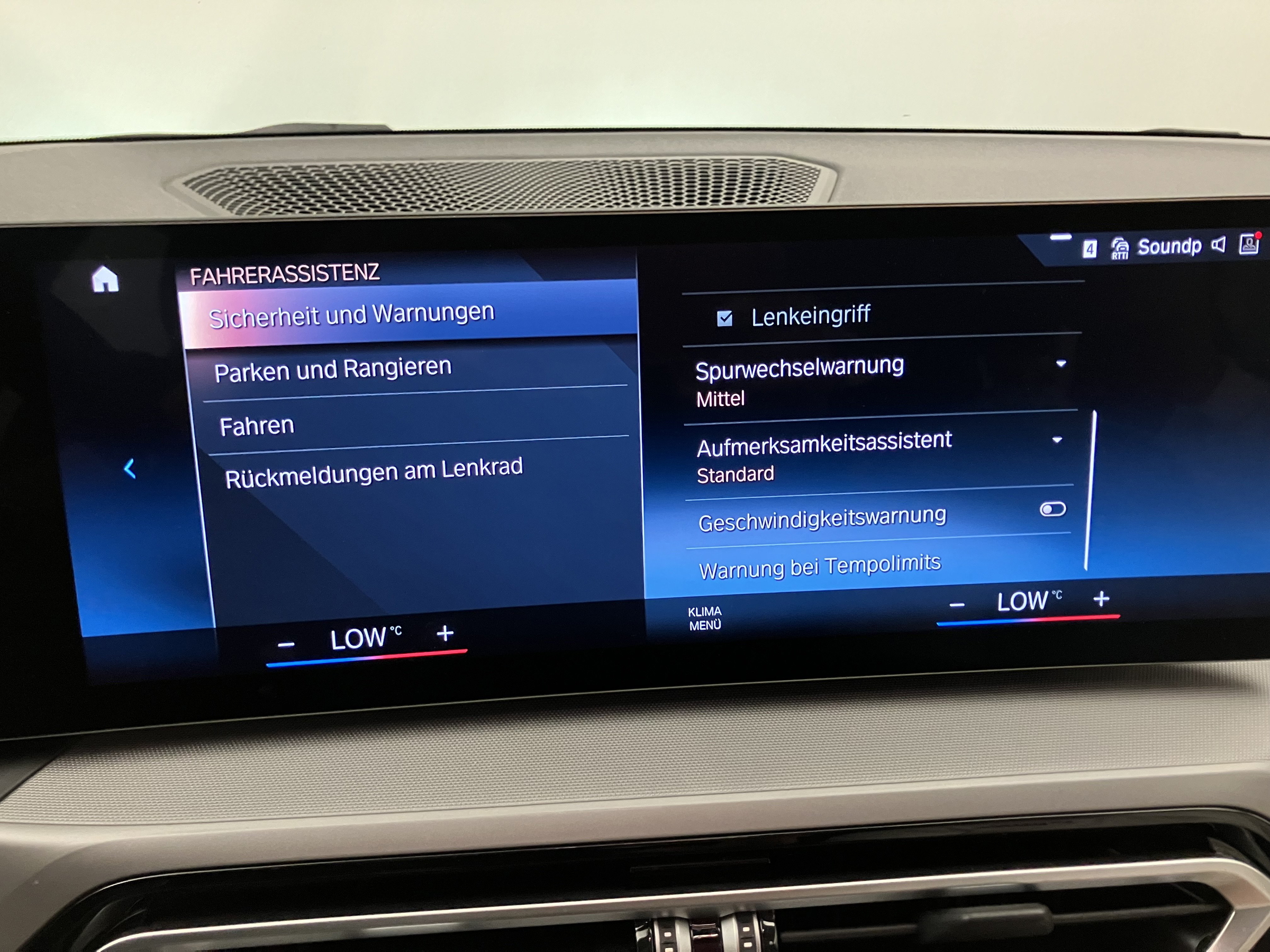 BMW 316d 48 V Touring Aut. | Bild 20 von 29