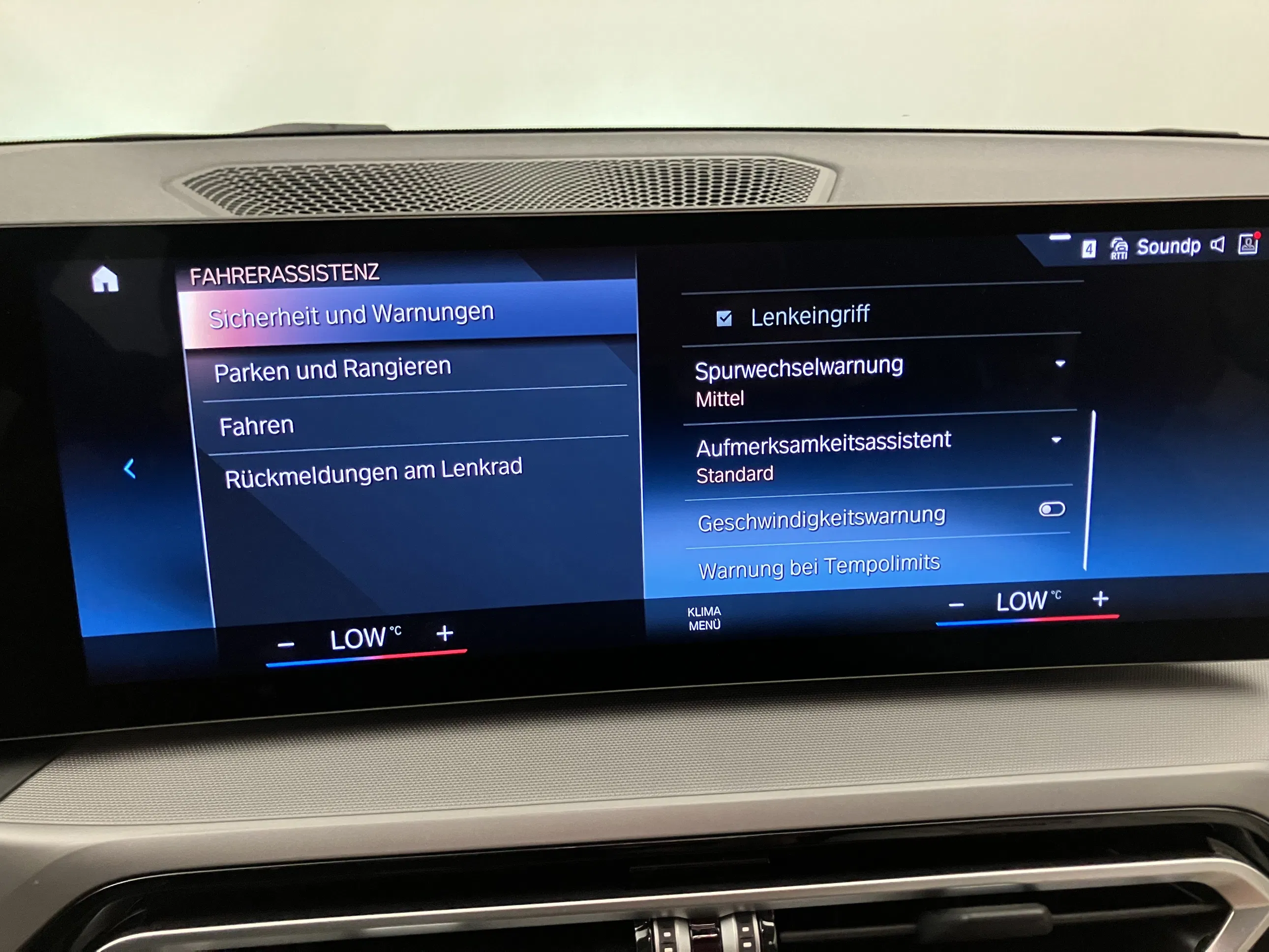 BMW 316d 48 V Touring Aut. | Bild 20 von 29