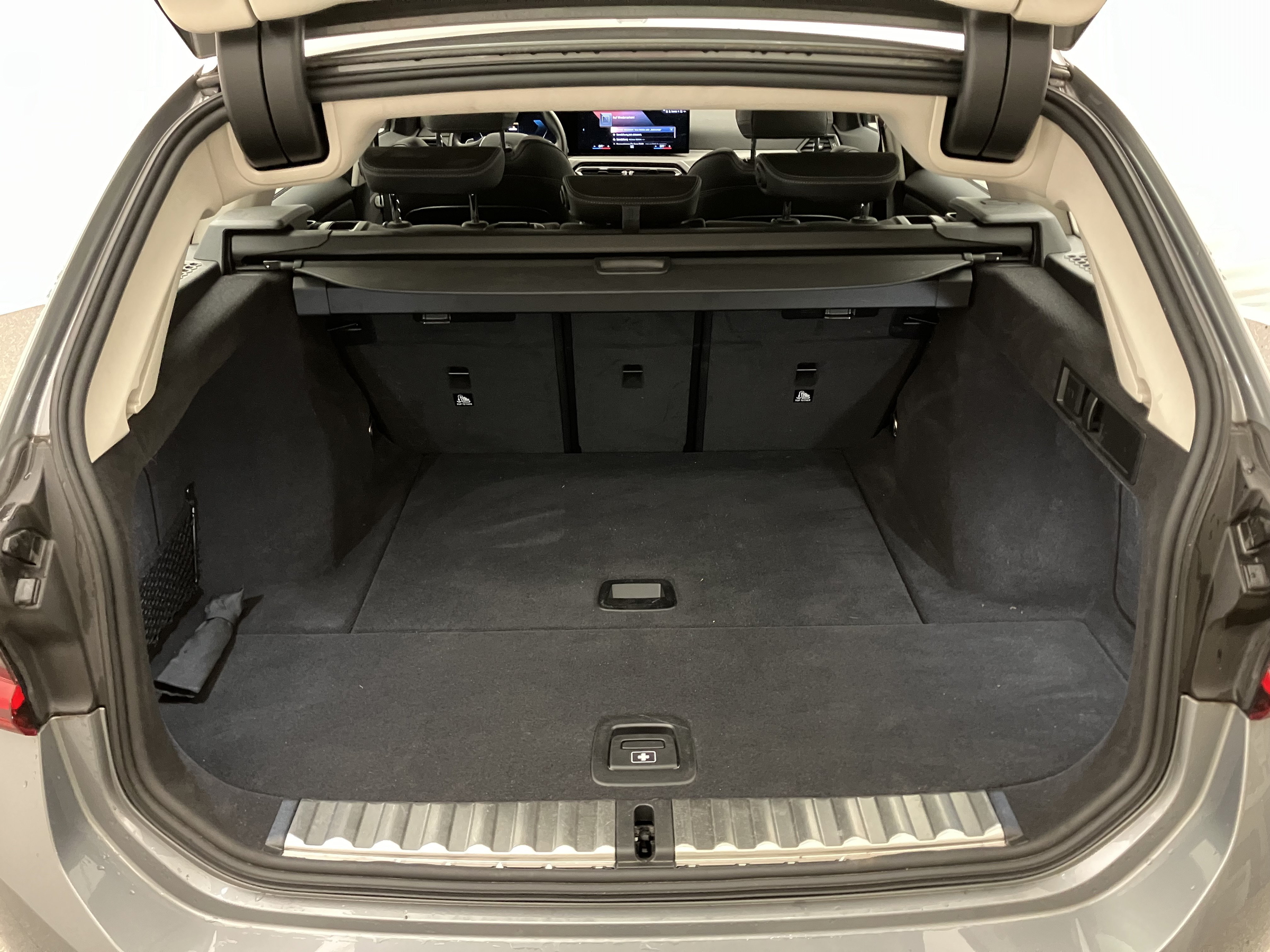 BMW 316d 48 V Touring Aut. | Bild 28 von 29