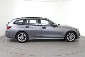 BMW 316d 48 V Touring Aut. | Thumbnail 4 von 29
