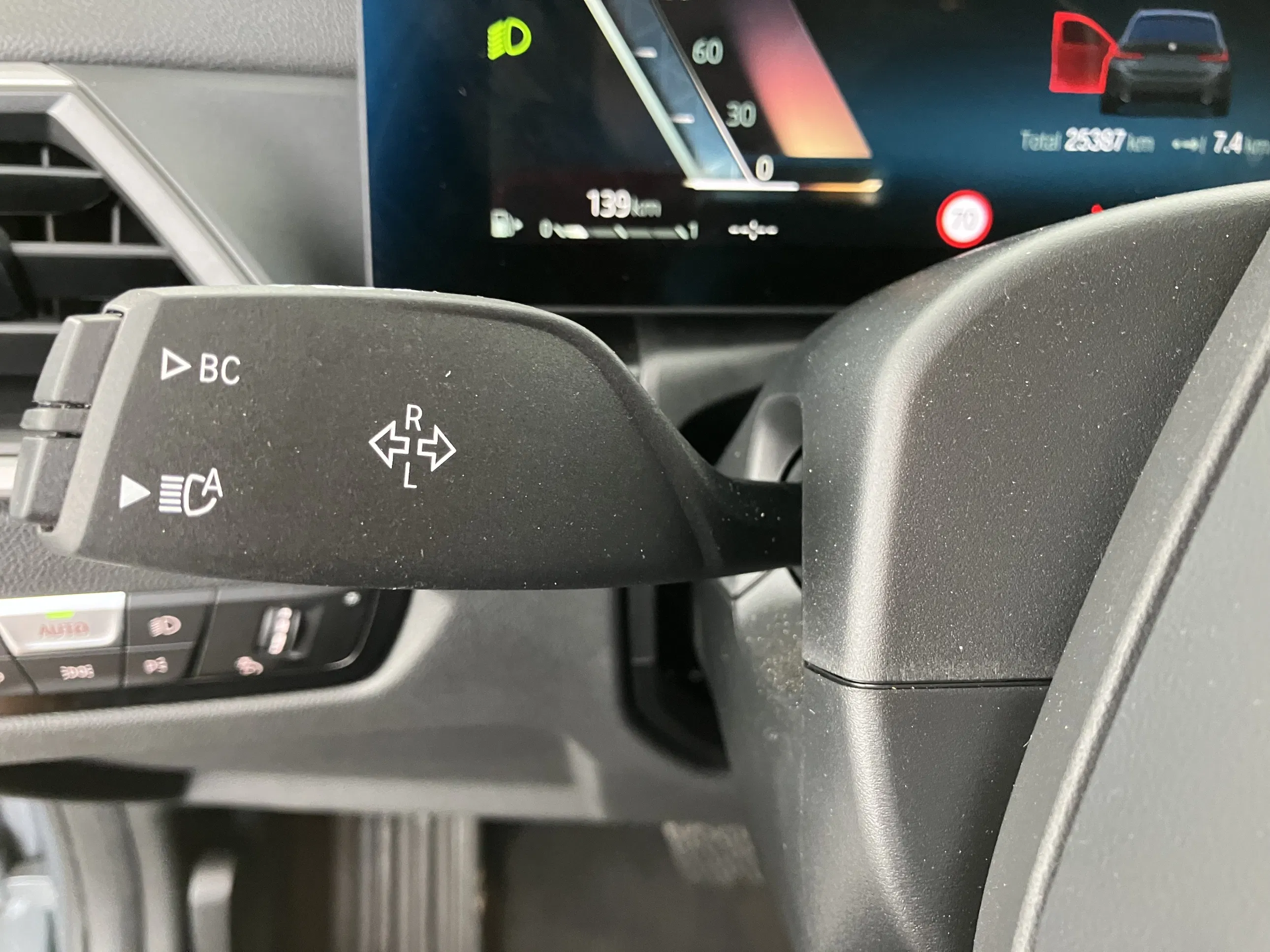 BMW 316d 48 V Touring Aut. | Bild 22 von 31