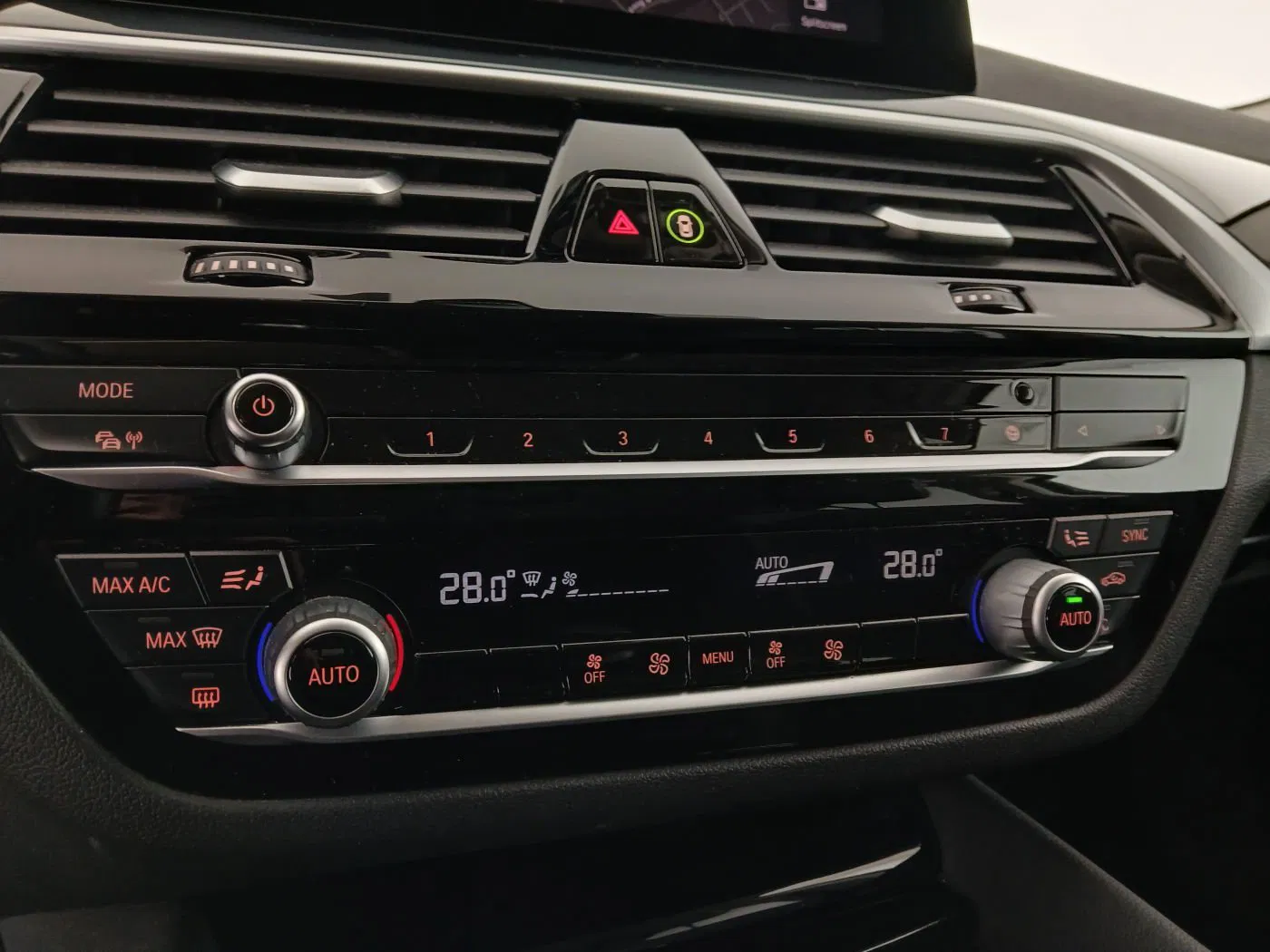 BMW 530d xDrive Sport Line | Bild 23 von 26