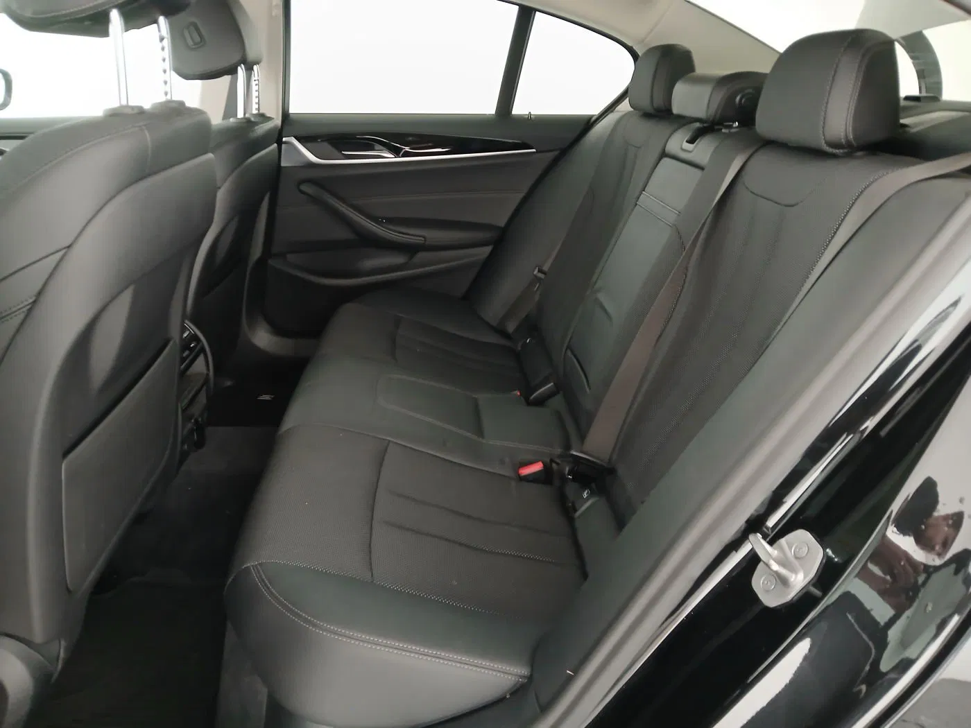 BMW 530d xDrive Sport Line | Bild 25 von 26