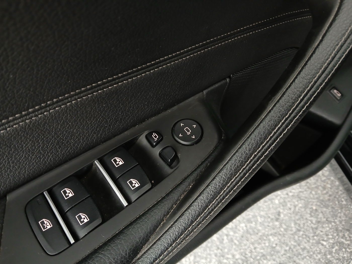 BMW 530d xDrive Sport Line | Bild 11 von 26