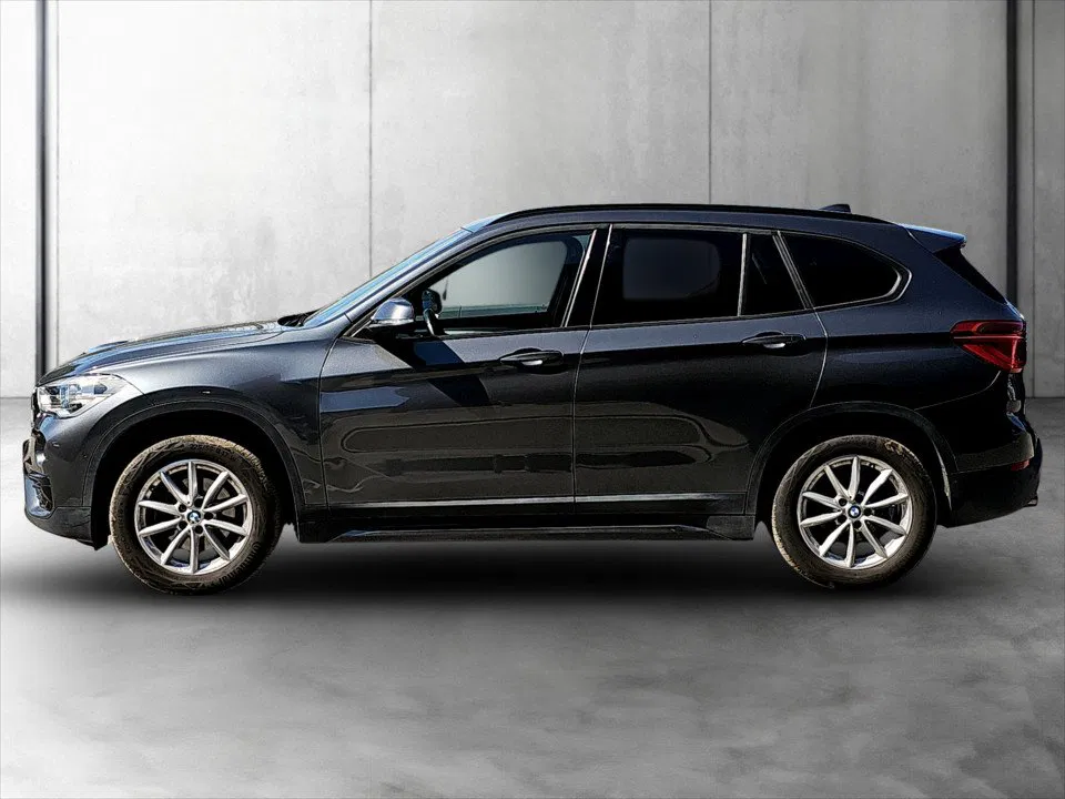 BMW X1 sDrive 18d Aut. Sport Line | Bild 4 von 20