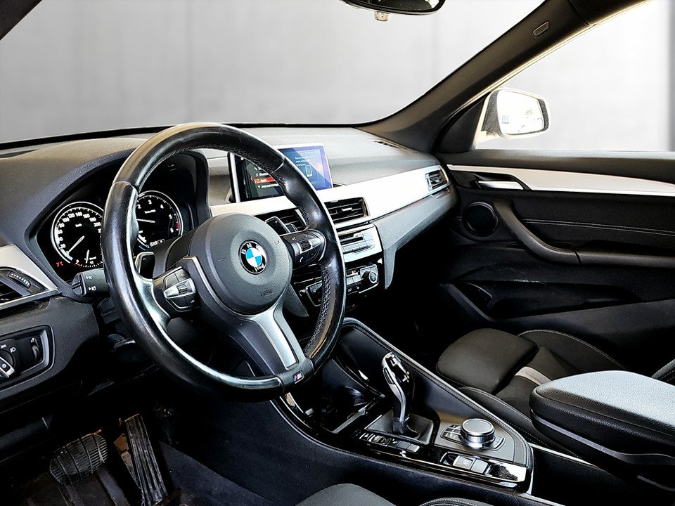 BMW X1 sDrive 18d Aut. Sport Line | Bild 9 von 20