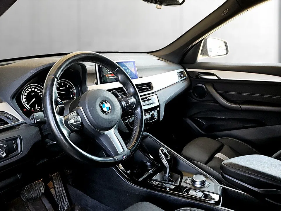 BMW X1 sDrive 18d Aut. Sport Line | Bild 9 von 20