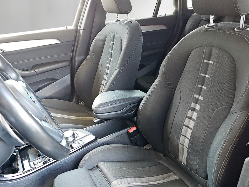 BMW X1 sDrive 18d Aut. Sport Line | Bild 7 von 20