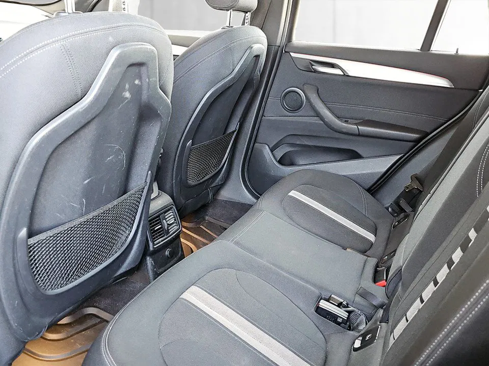 BMW X1 sDrive 18d Aut. Sport Line | Bild 17 von 20