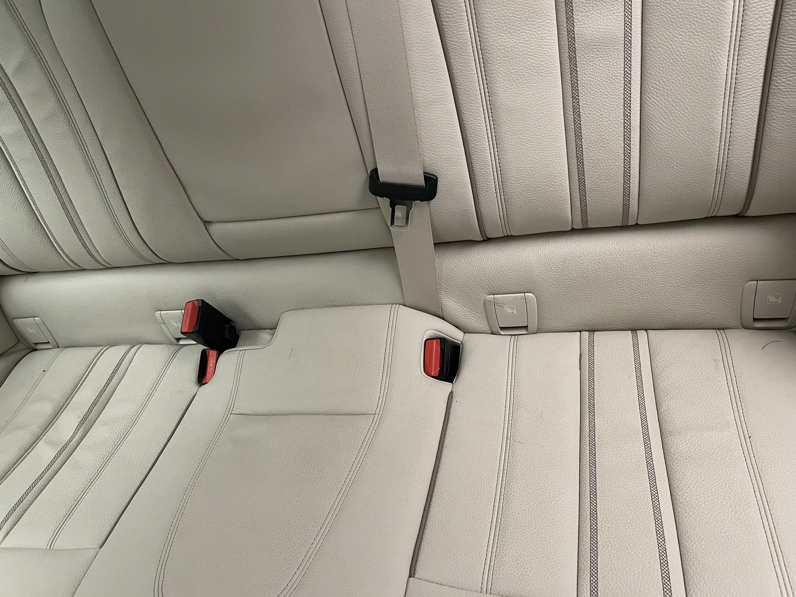 BMW 518d Touring Aut. | Bild 11 von 31