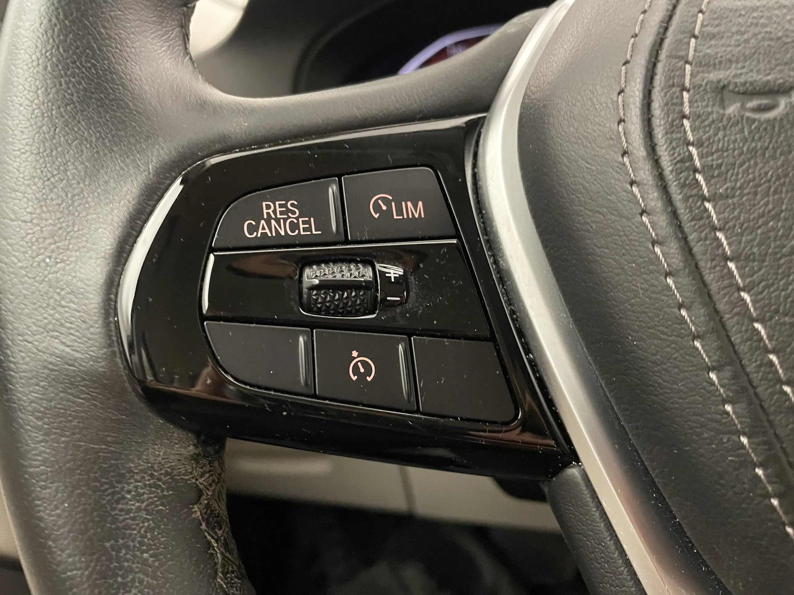 BMW 518d Touring Aut. | Bild 24 von 31