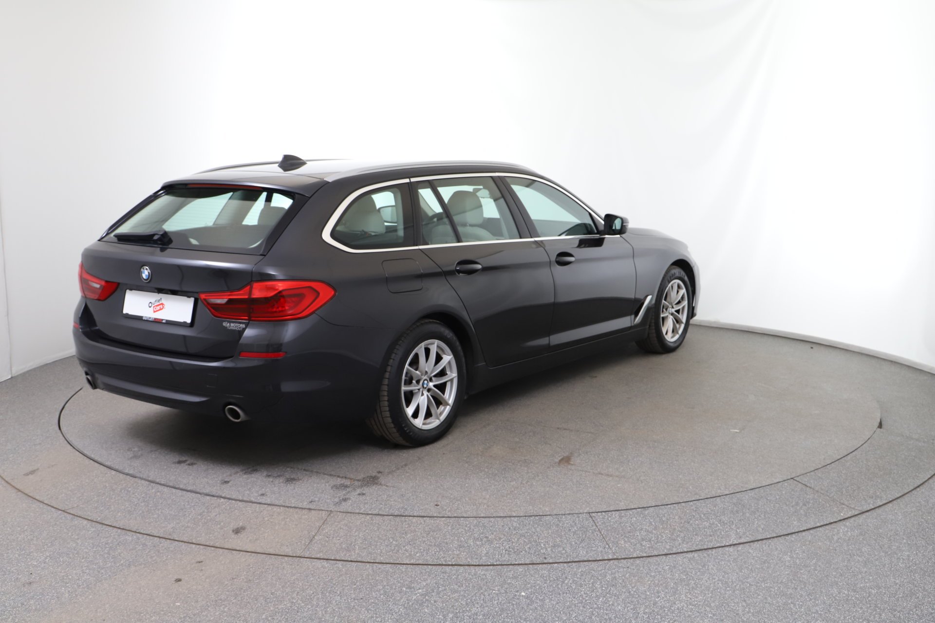 BMW 518d Touring Aut. | Bild 6 von 31
