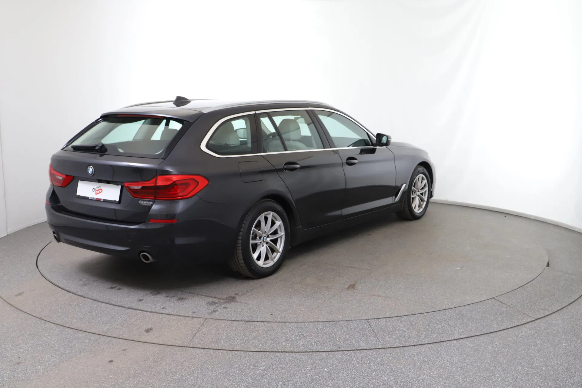 BMW 518d Touring Aut. | Bild 6 von 31