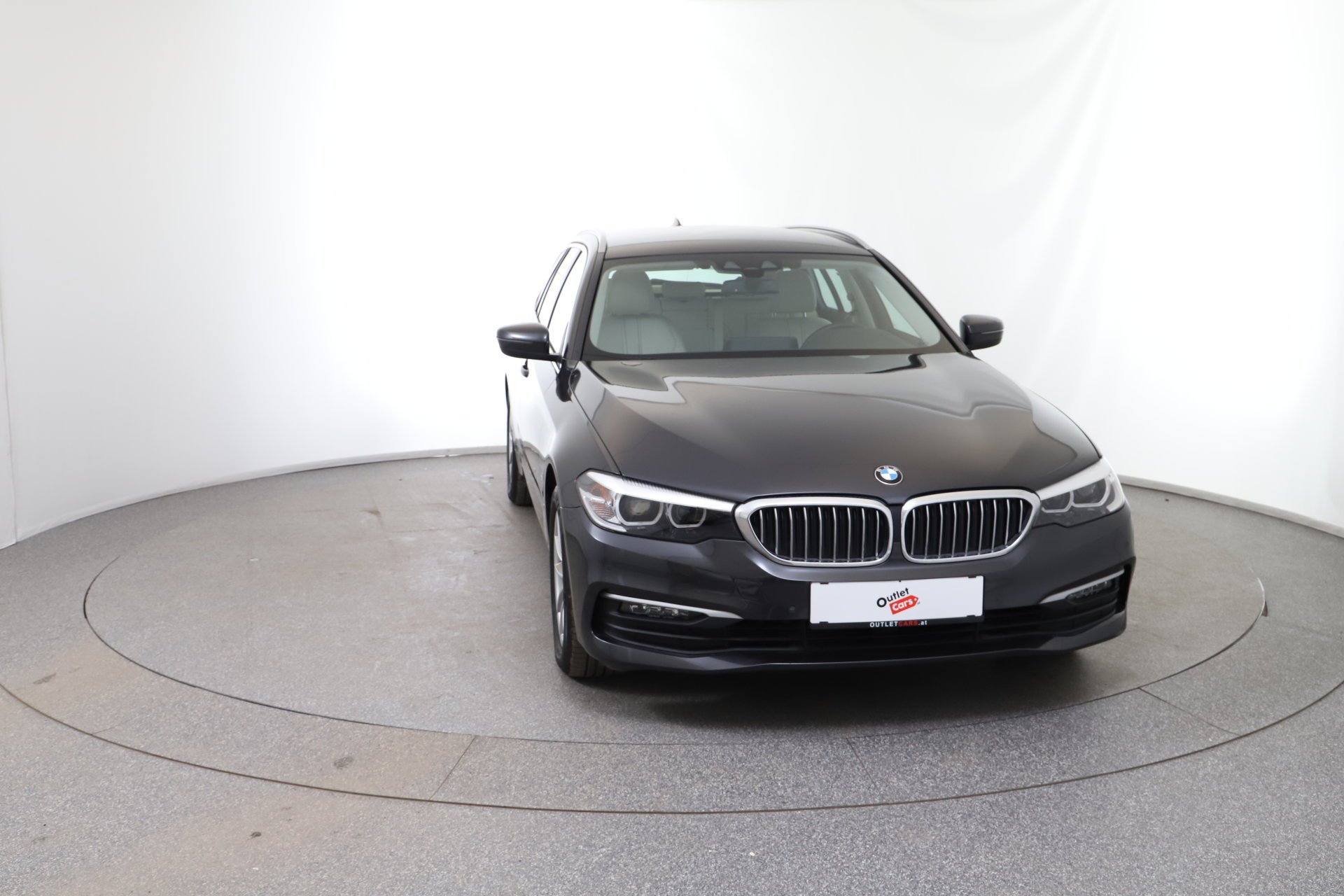 BMW 518d Touring Aut. | Bild 9 von 31