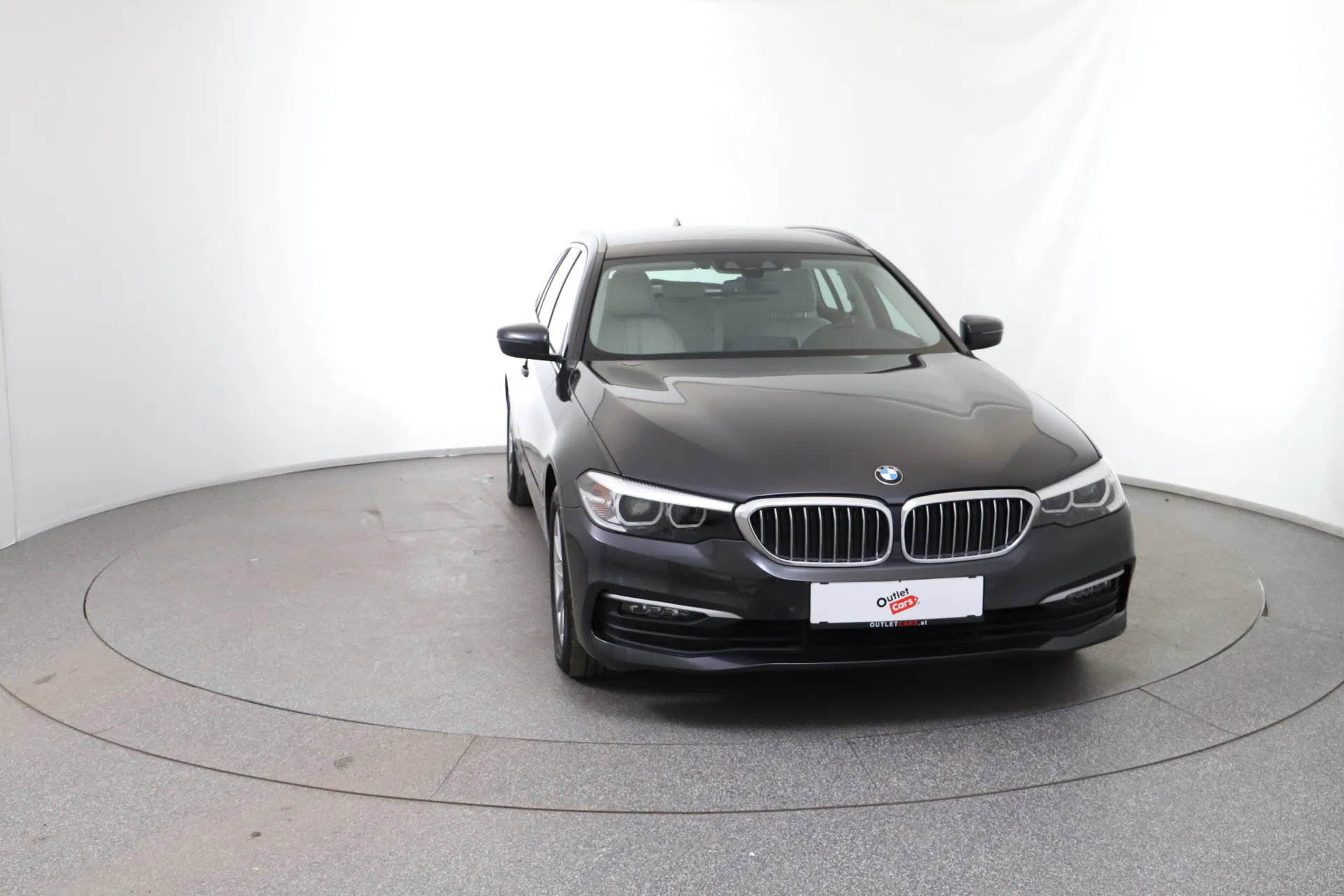 BMW 518d Touring Aut. | Bild 9 von 31
