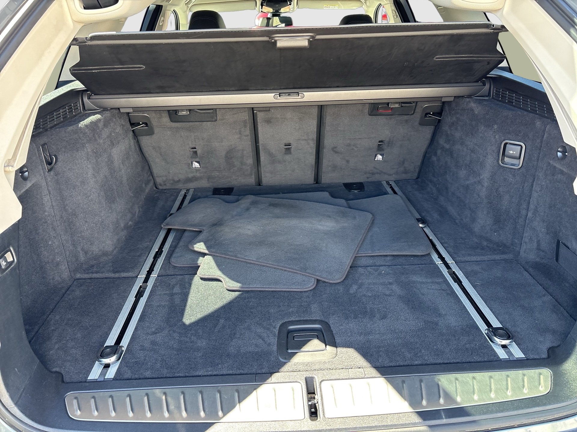 BMW 520d Touring Sport Line | Bild 16 von 31