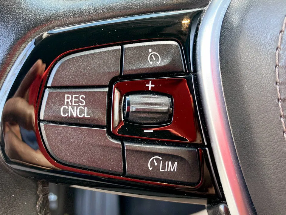 BMW 520d Touring SportLine Aut | Bild 20 von 26