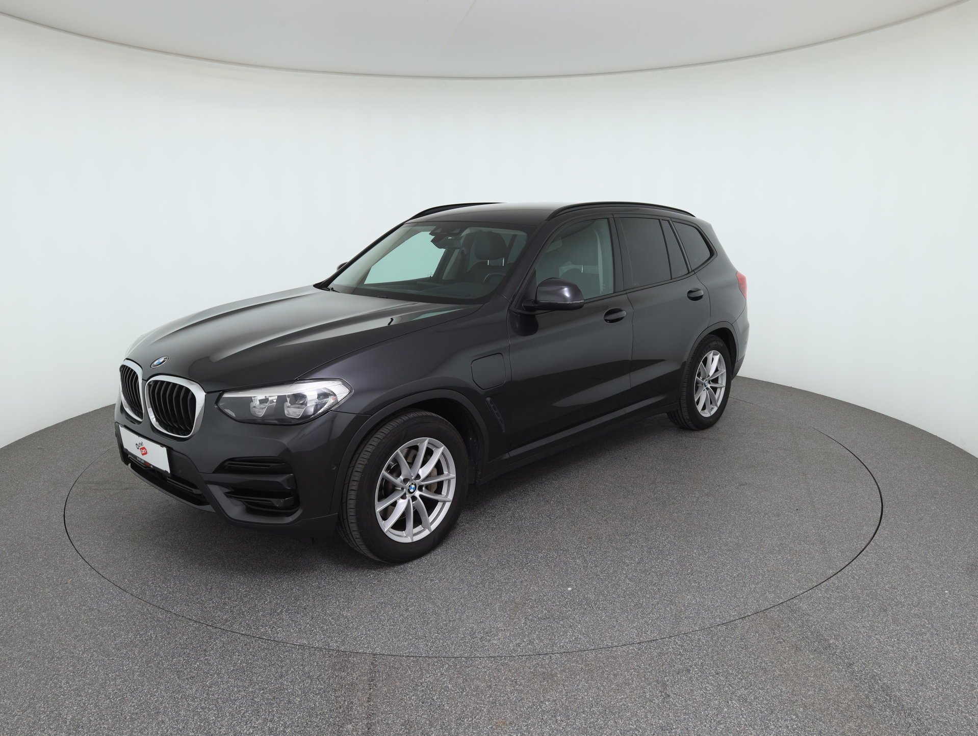 Bild eines BMW X3 xDrive 30e Advantage