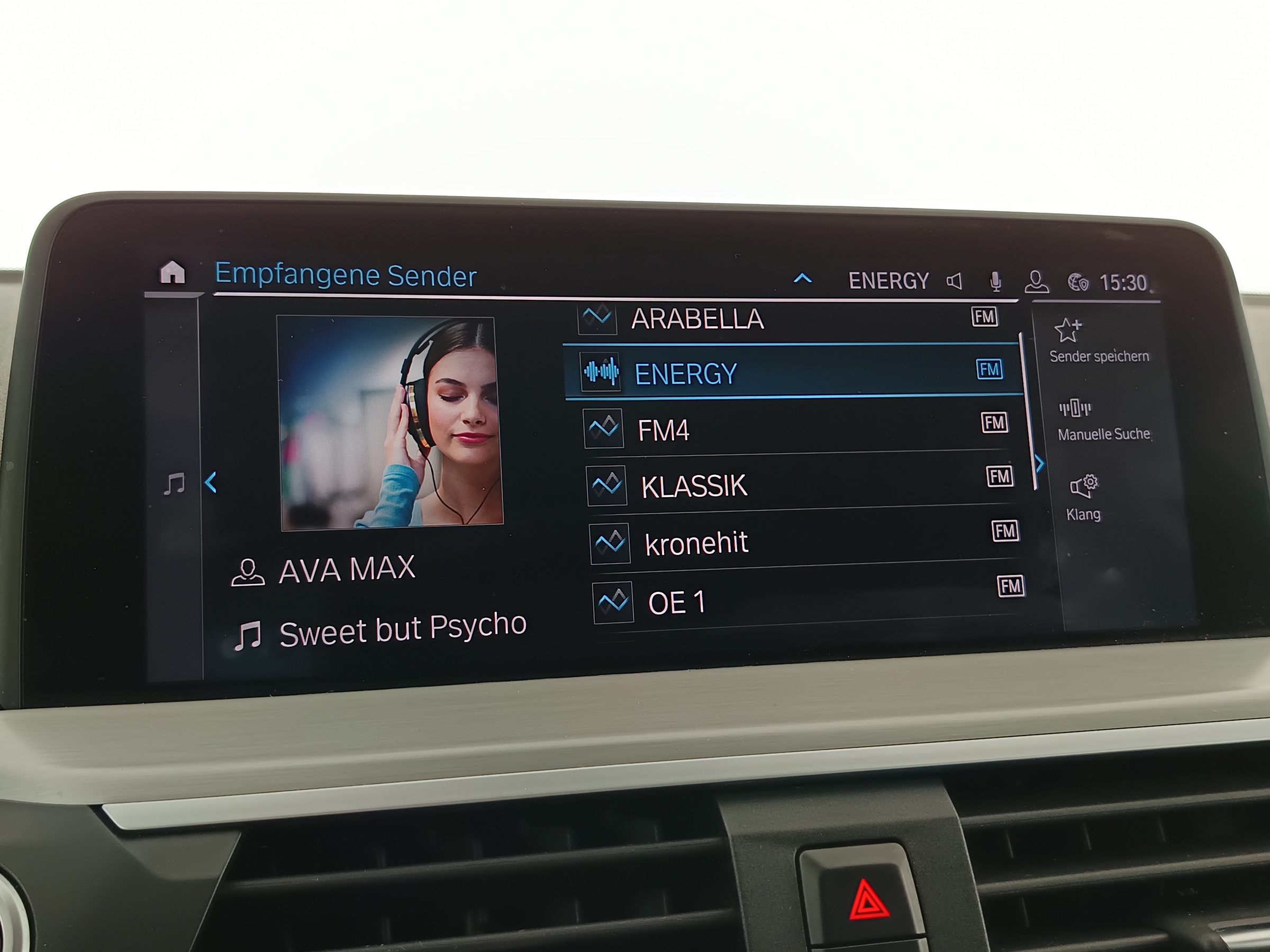 BMW X3 xDrive 30e Advantage | Bild 18 von 28