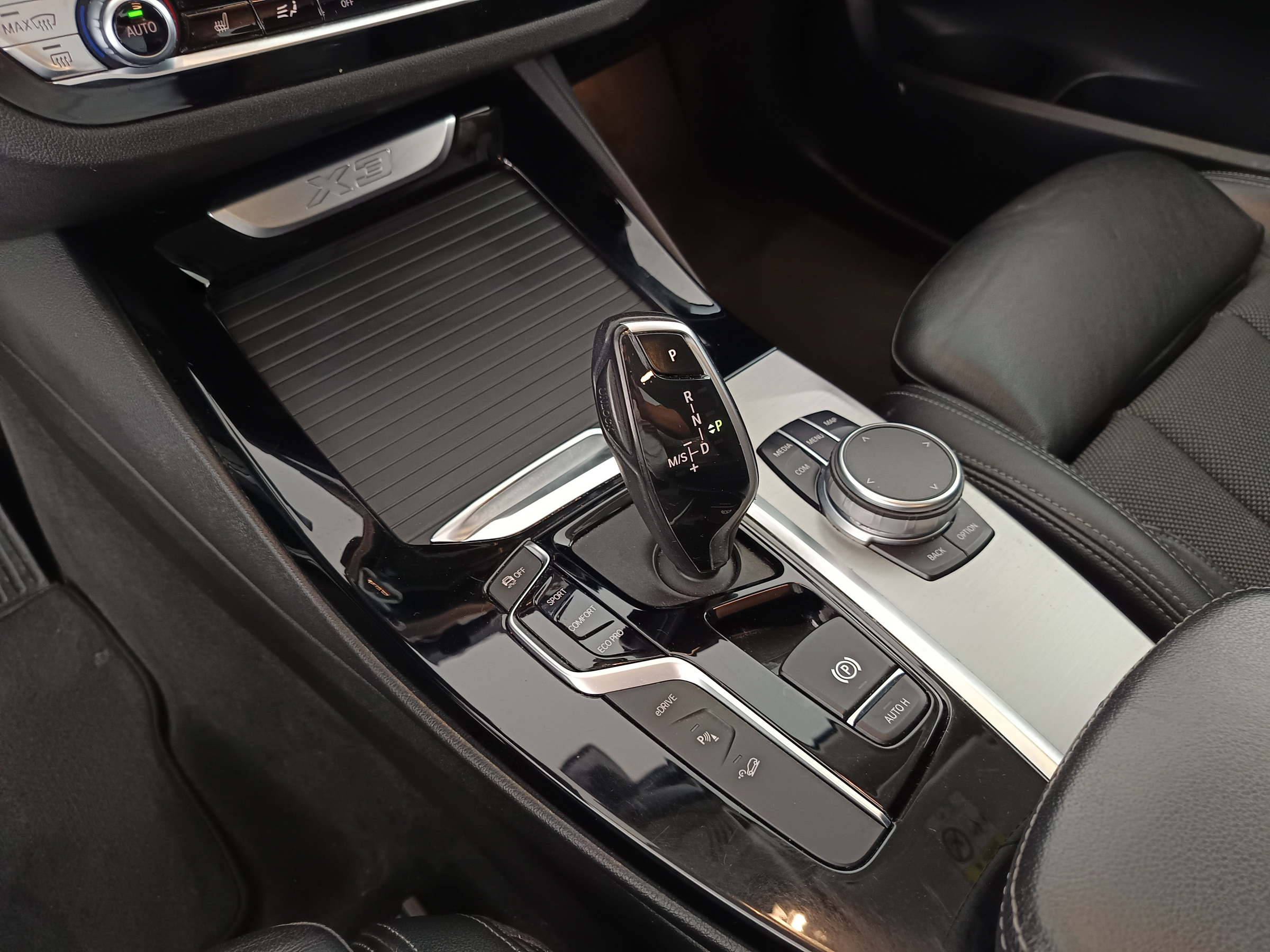 BMW X3 xDrive 30e Advantage | Bild 25 von 28