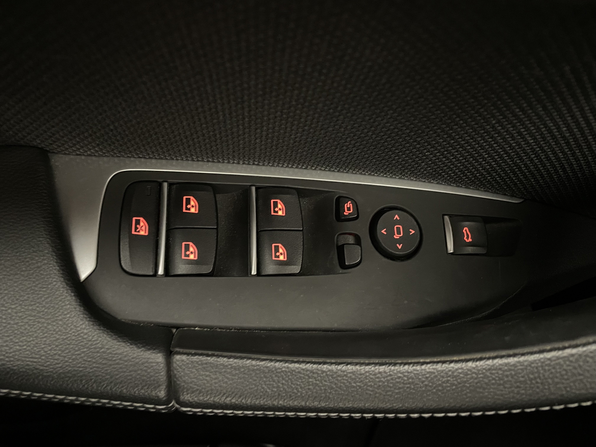 BMW X3 xDrive 25d Advantage Aut. | Bild 12 von 30