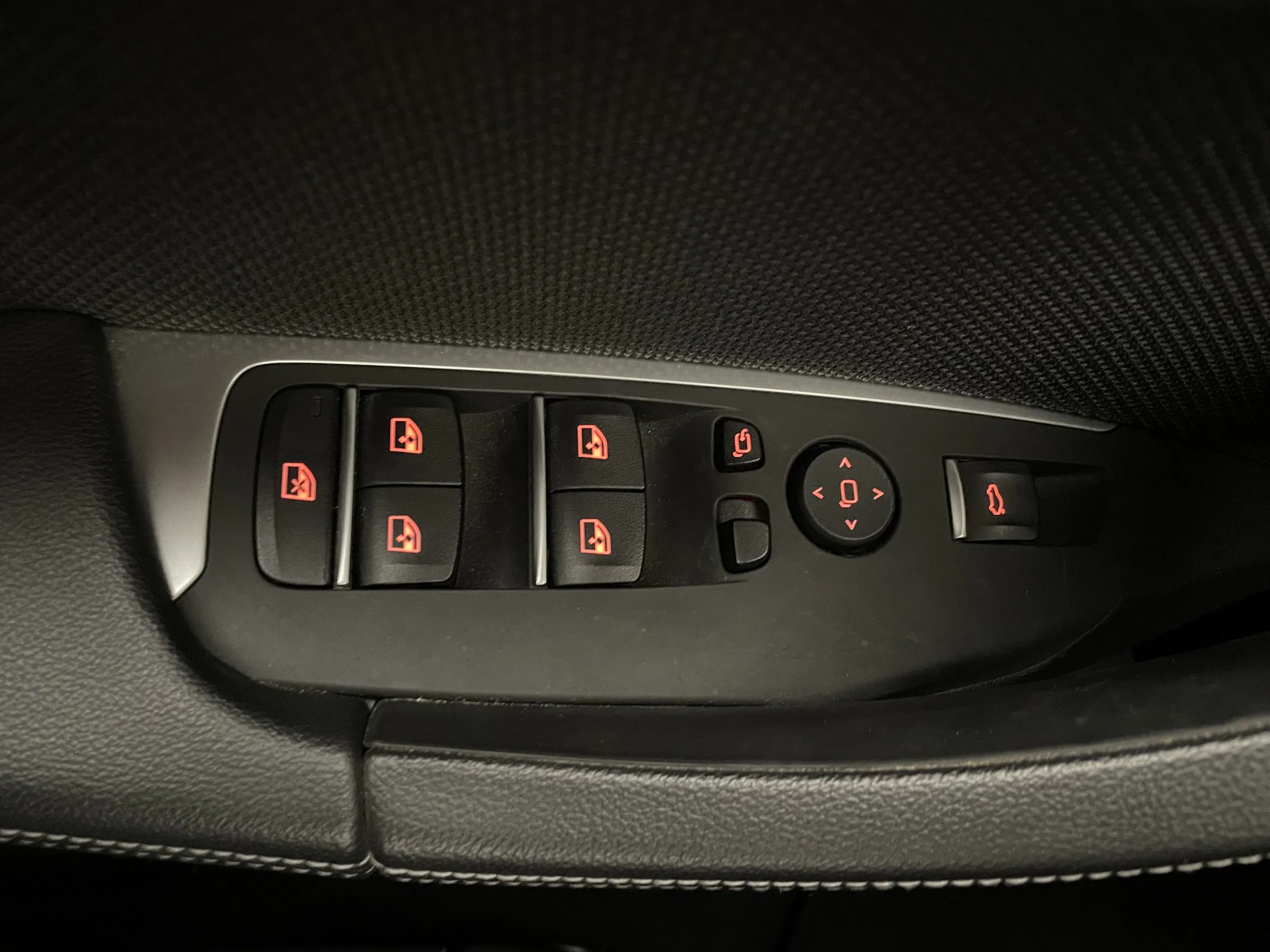 BMW X3 xDrive 25d Advantage Aut. | Bild 12 von 30