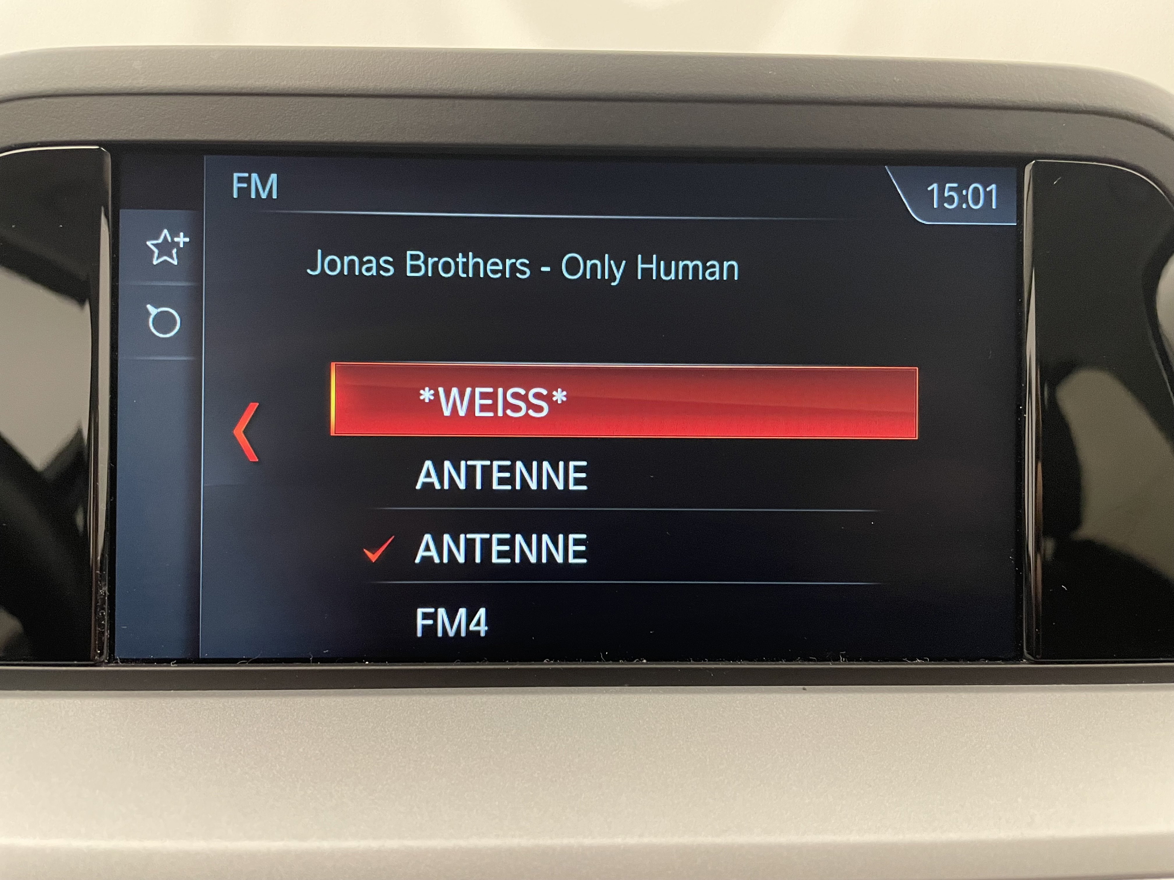 BMW X3 xDrive 25d Advantage Aut. | Bild 10 von 30