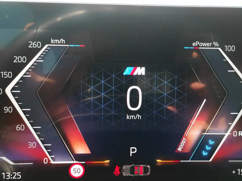 BMW i4 Gran Coupe M50 | Bild 10 von 27