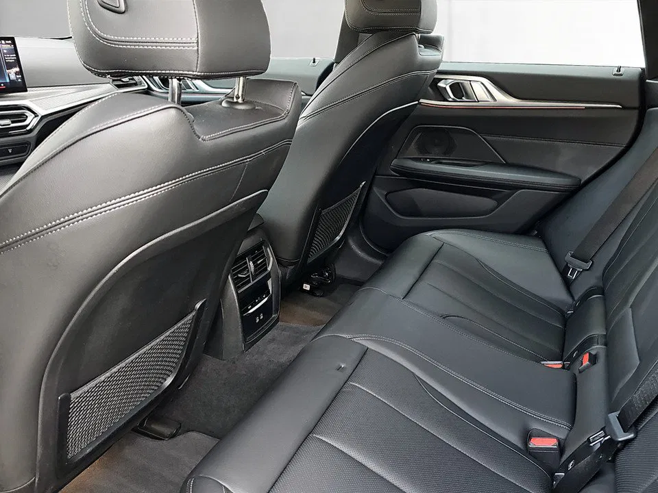 BMW i4 Gran Coupe M50 | Bild 14 von 25