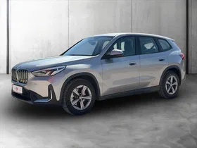 BMW iX1 xDrive 30 | Thumbnail 1 von 23