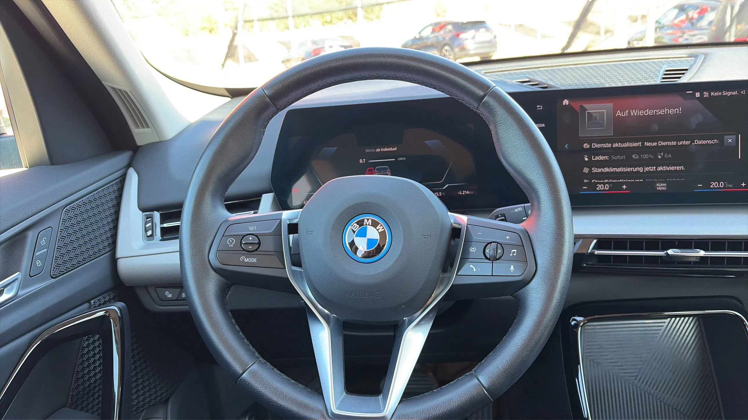 BMW iX1 xDrive 30 | Bild 9 von 23