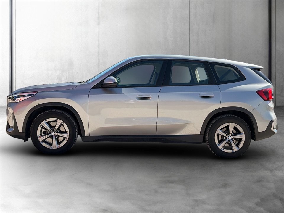 BMW iX1 xDrive 30 | Bild 3 von 23