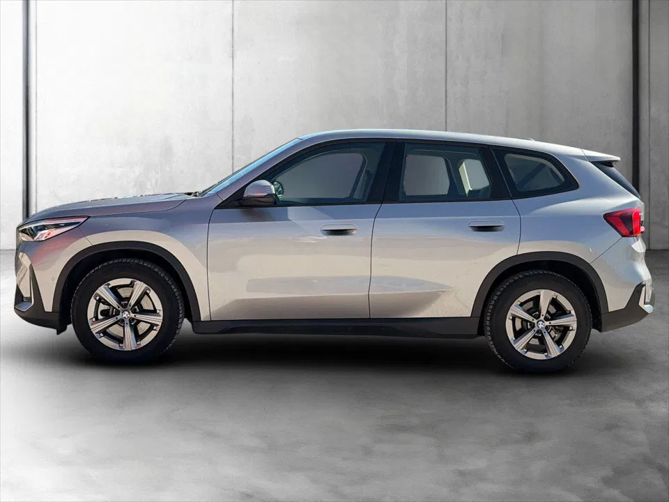 BMW iX1 xDrive 30 | Bild 3 von 23