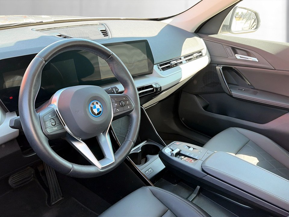 BMW iX1 xDrive 30 | Bild 7 von 23