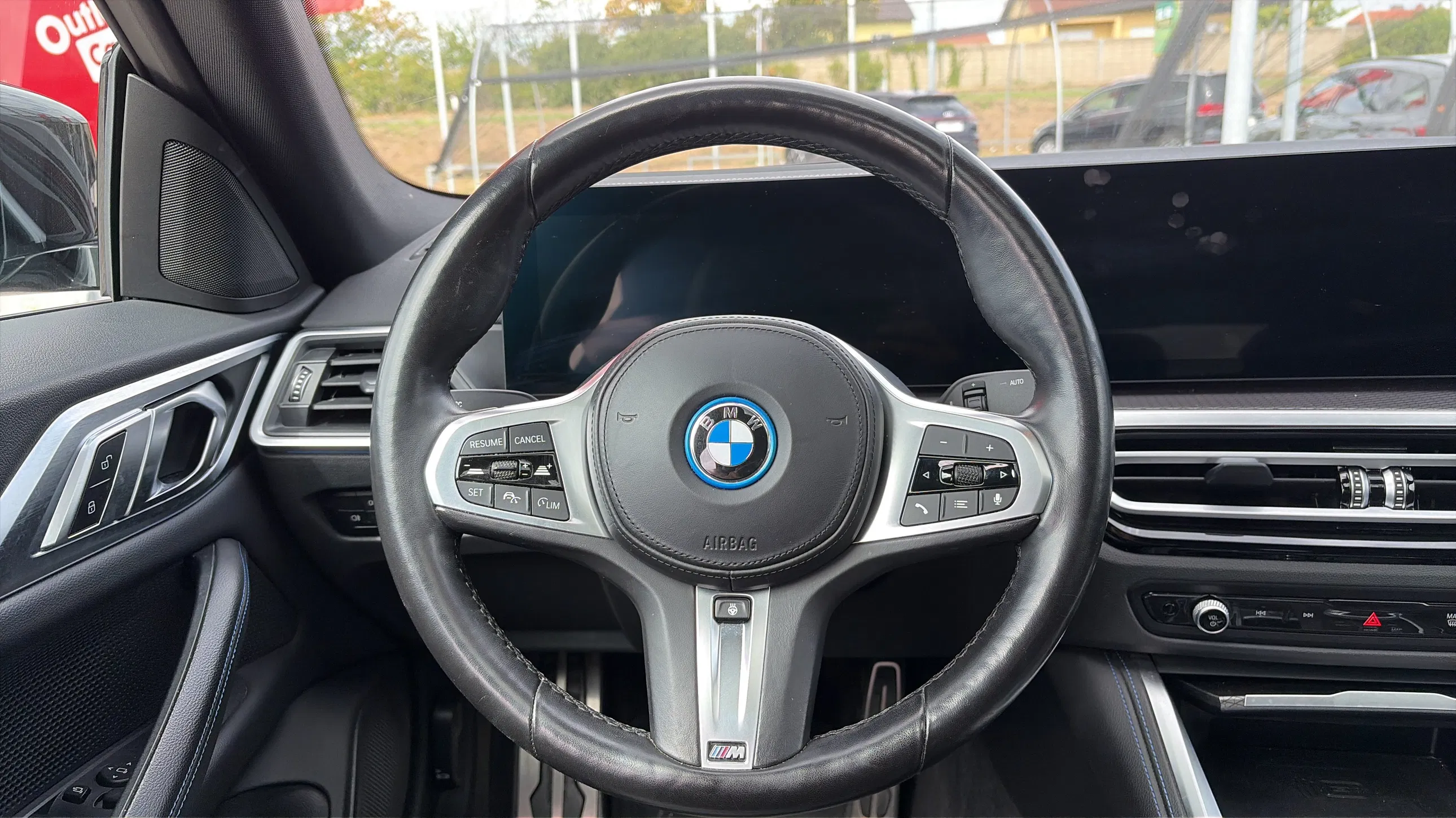 BMW i4 Gran Coupe eDrive40 80,7kWh | Bild 9 von 22