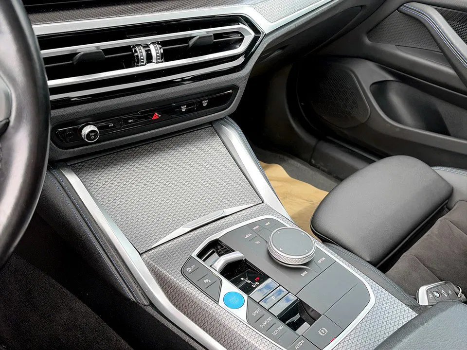 BMW i4 Gran Coupe eDrive40 80,7kWh | Bild 16 von 22