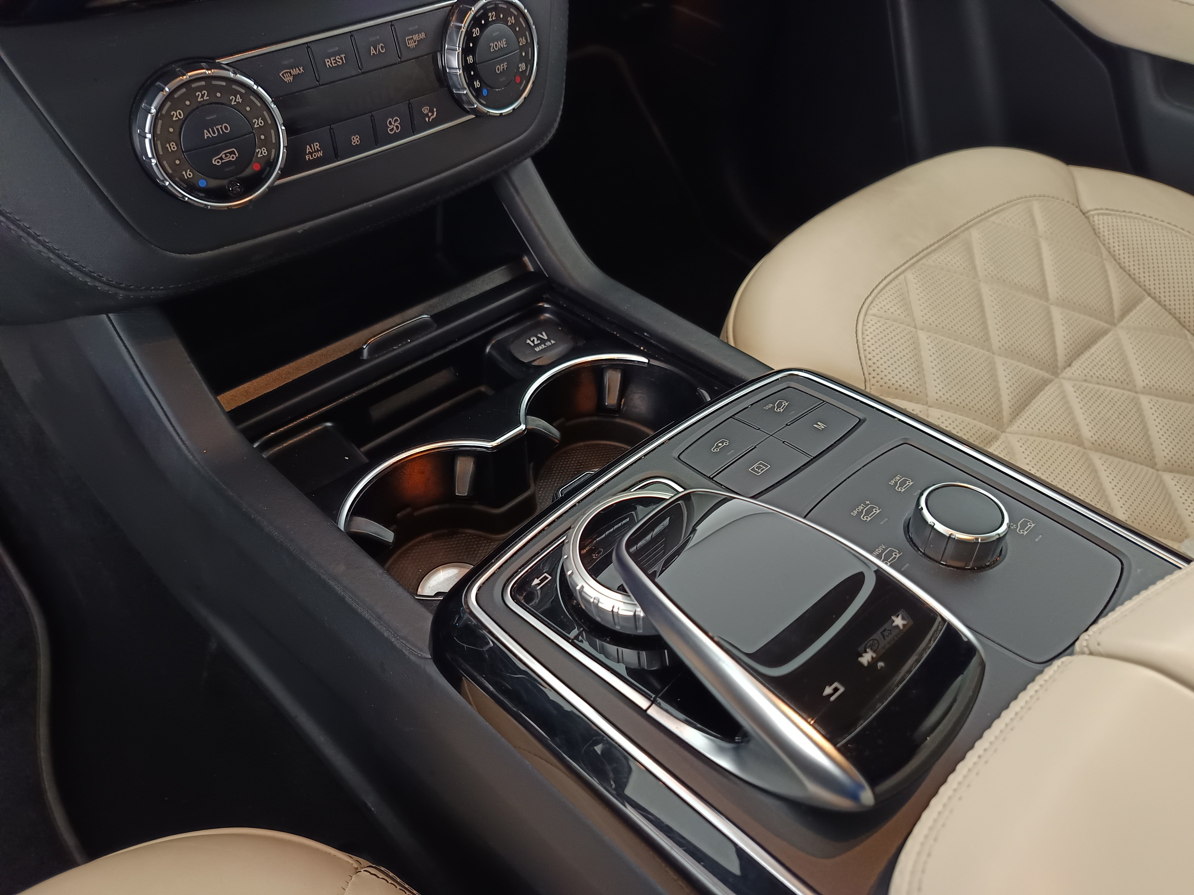 Mercedes-Benz GLE 500 Coupé 4MATIC Aut. | Bild 26 von 30