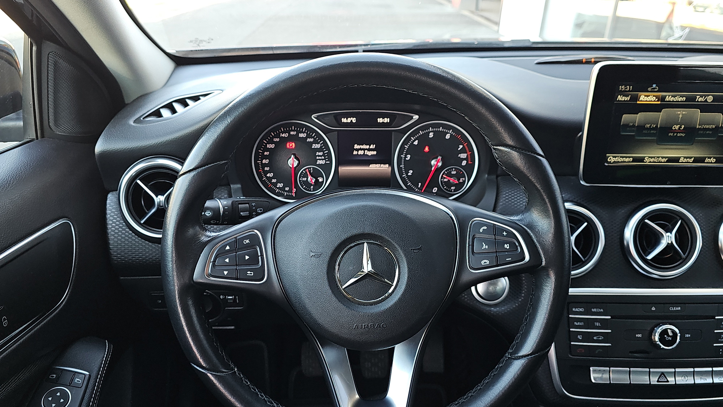 Mercedes-Benz A 160  Style | Bild 12 von 20