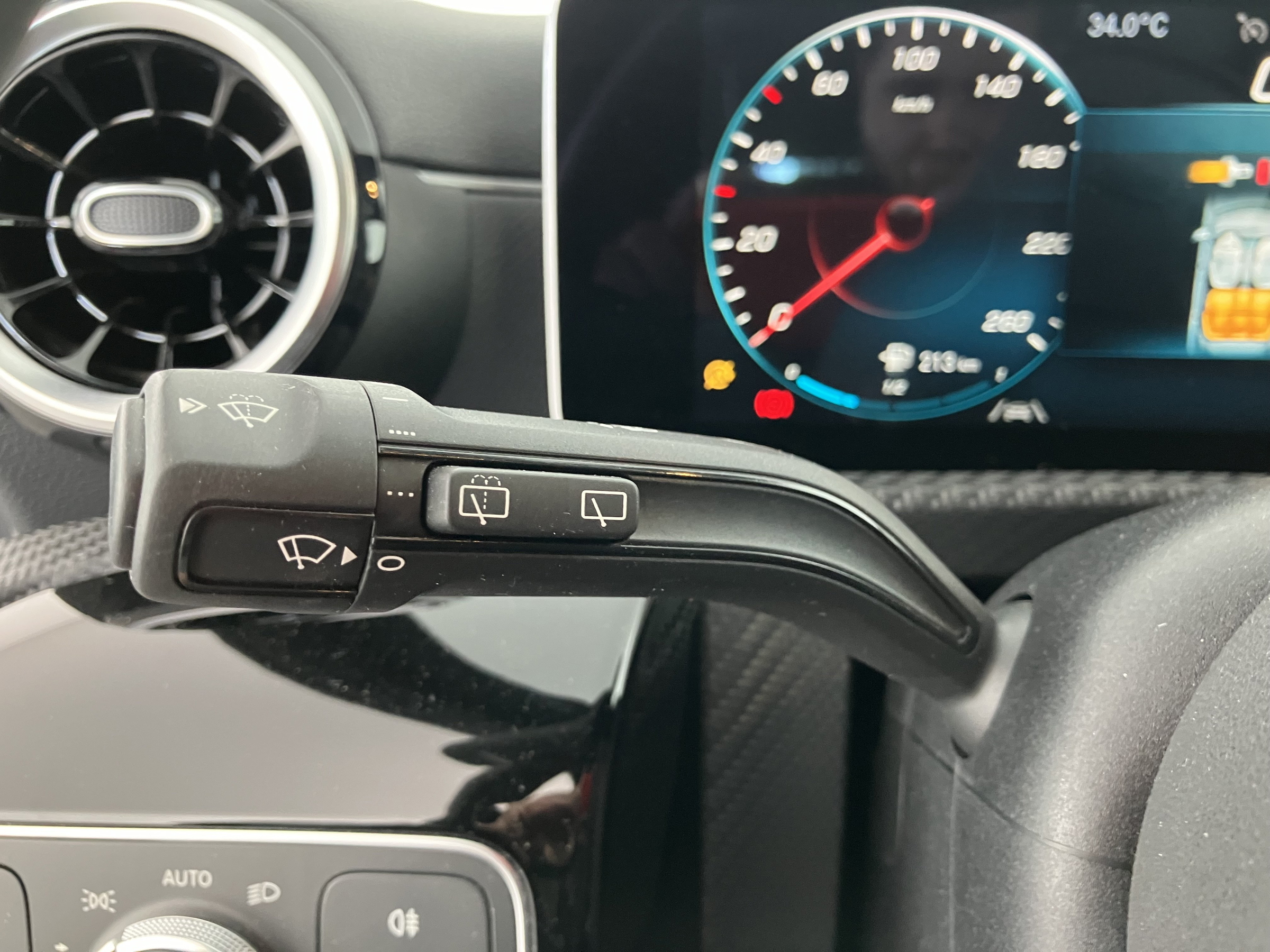 Mercedes-Benz A 180 d Aut. | Bild 16 von 31