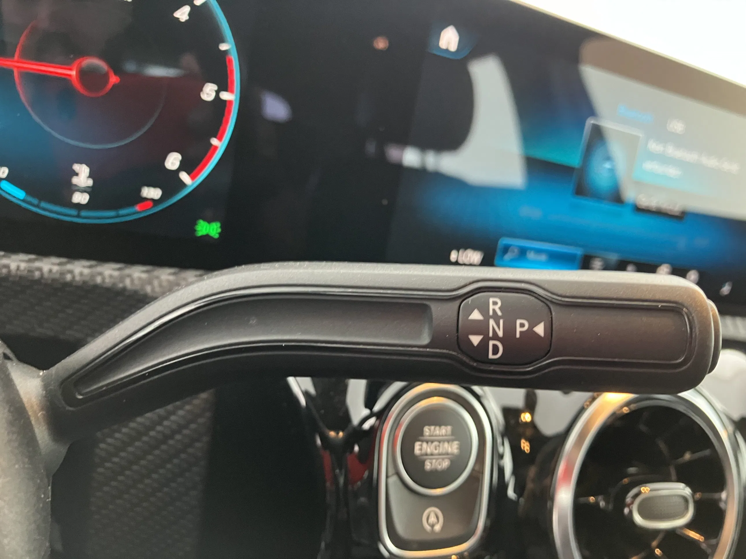 Mercedes-Benz A 180 d Aut. | Bild 17 von 31