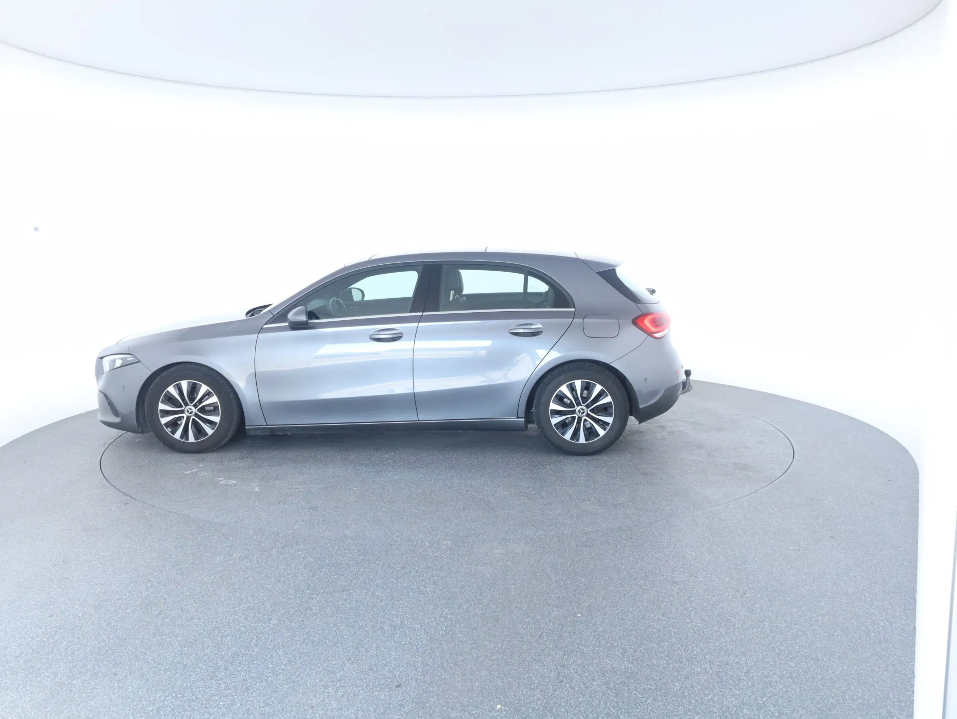 Mercedes-Benz A 180 d Aut. | Bild 22 von 31